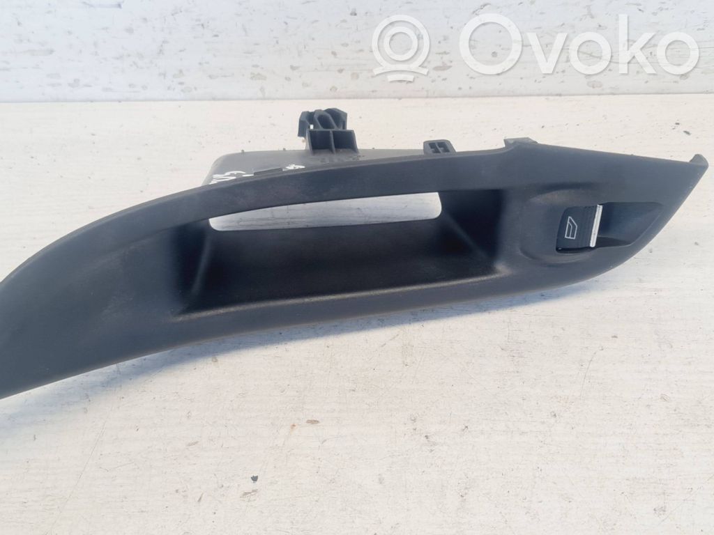 Ford Focus Electric window control switch 