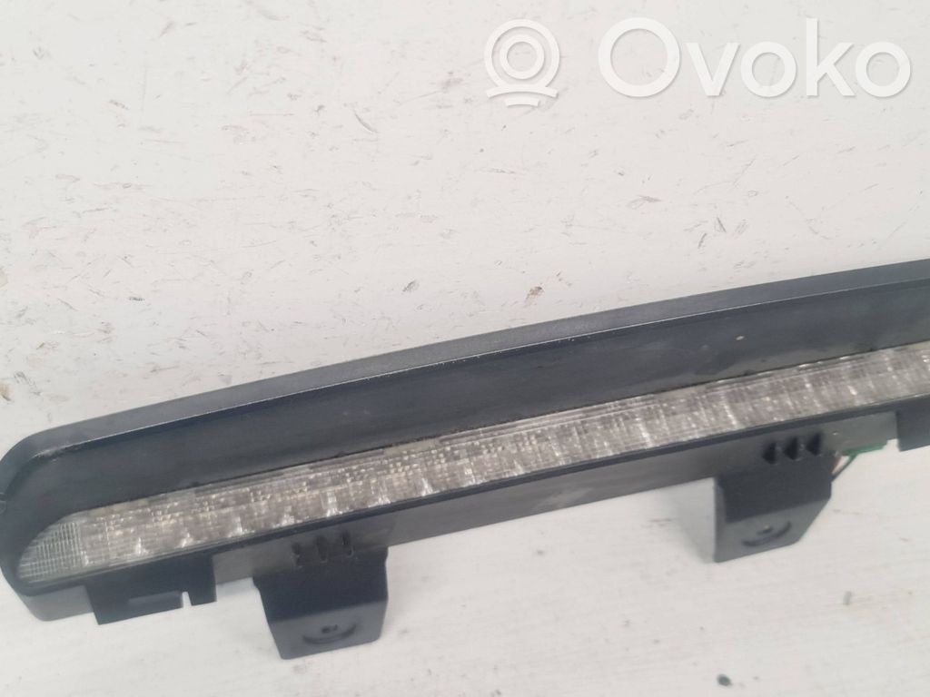 Volvo S40, V40 Third/center stoplight 