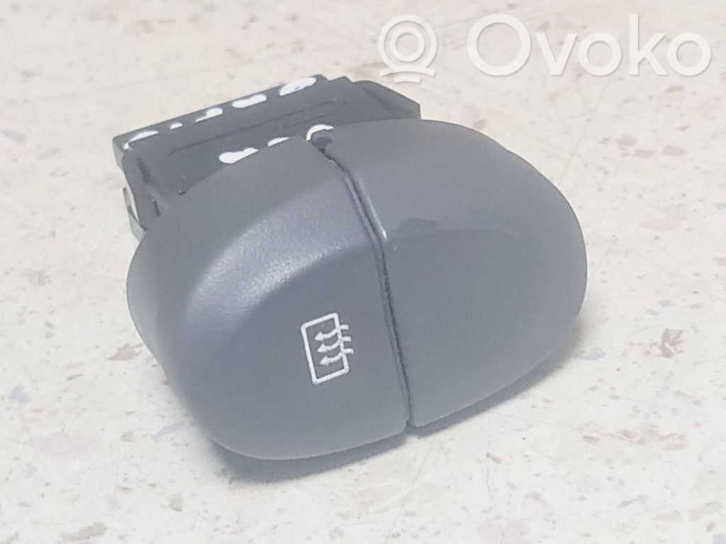 Renault Scenic I Windscreen/window heater switch 