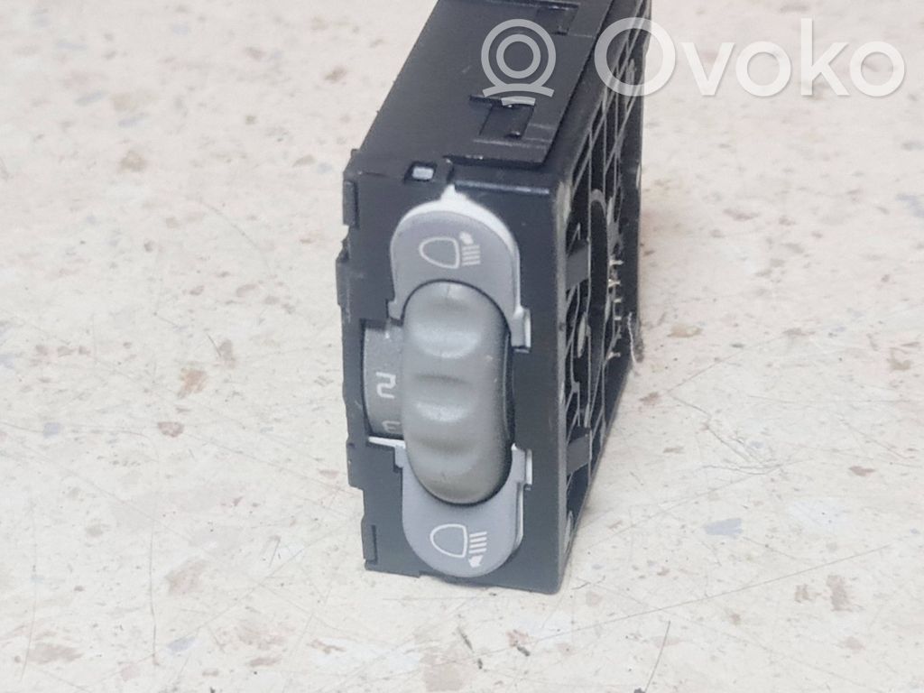 Renault Scenic I Headlight level height control switch 