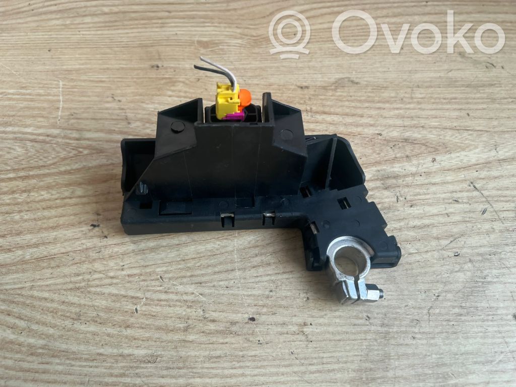 Audi A6 S6 C6 4F Positive cable (battery) 