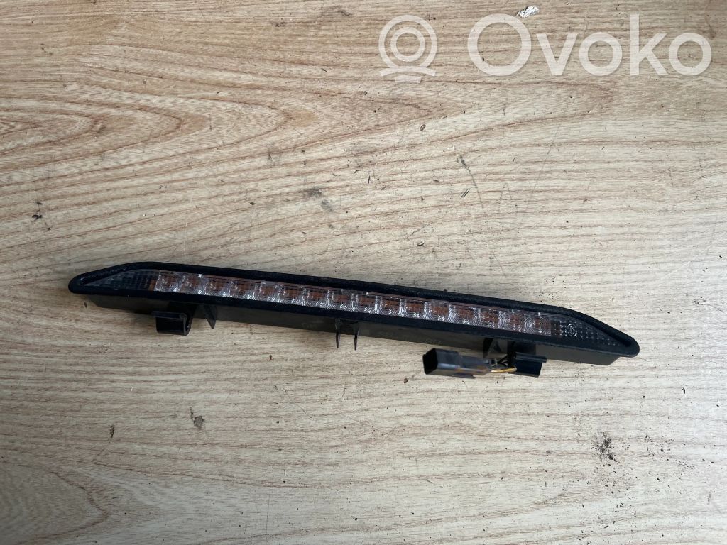 Opel Zafira A Third/center stoplight 