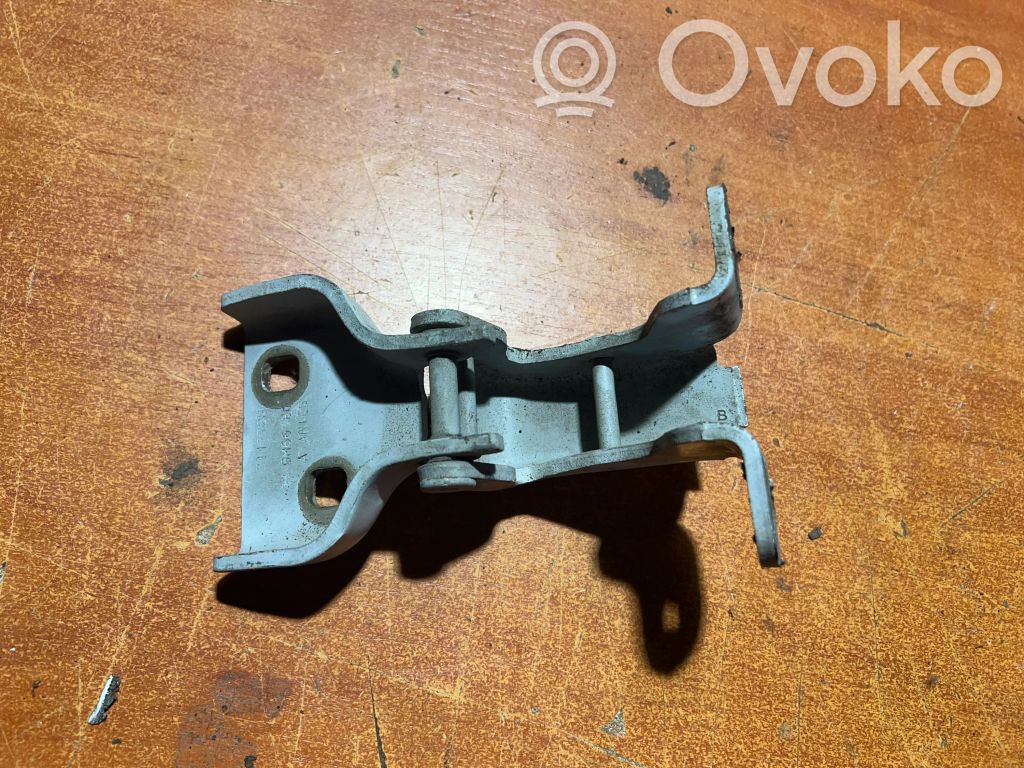 Renault Trafic II (X83) Front door upper hinge 