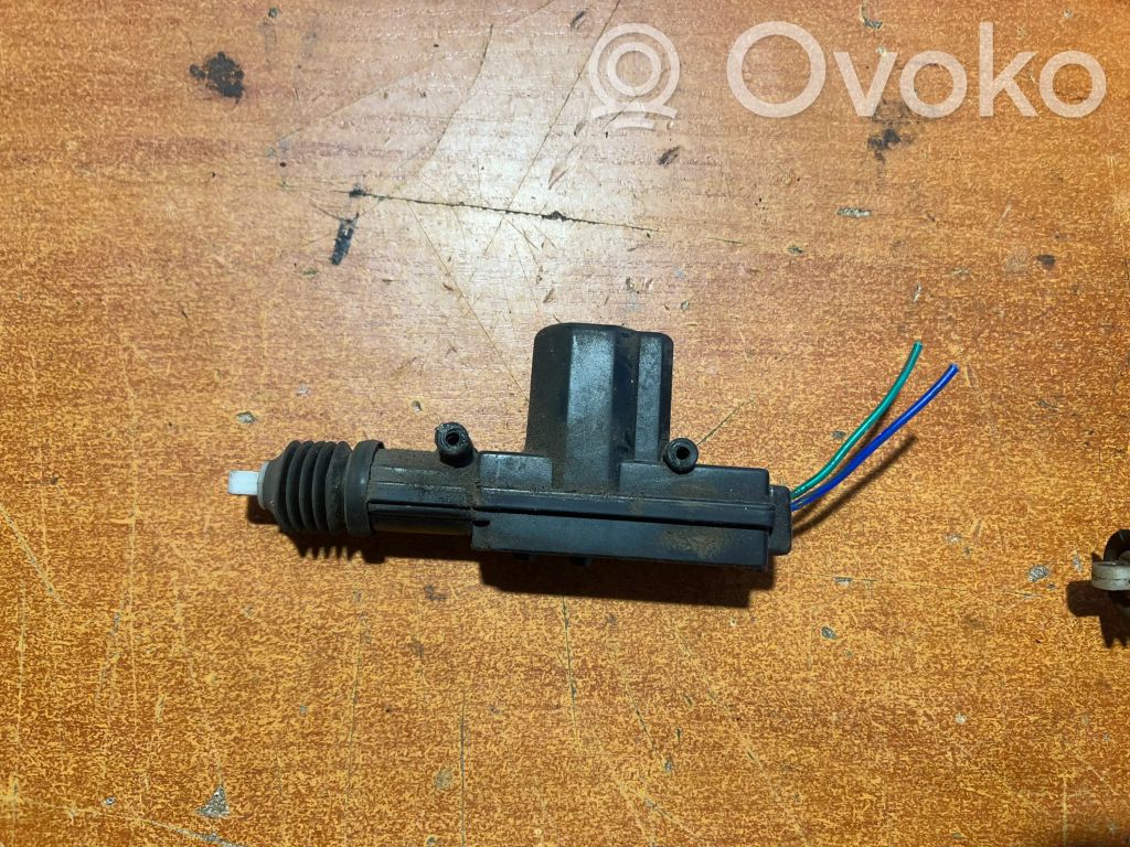 Volkswagen Transporter - Caravelle T4 Central locking motor 