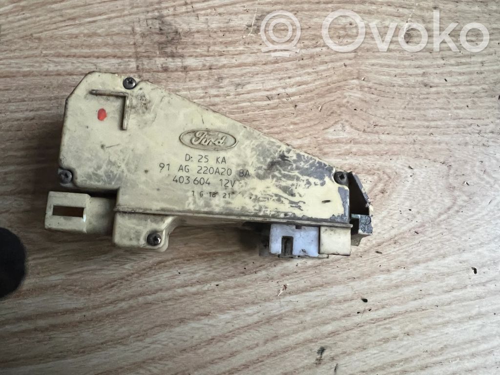 Motor de bloqueo de puertas   91AG220A20BA