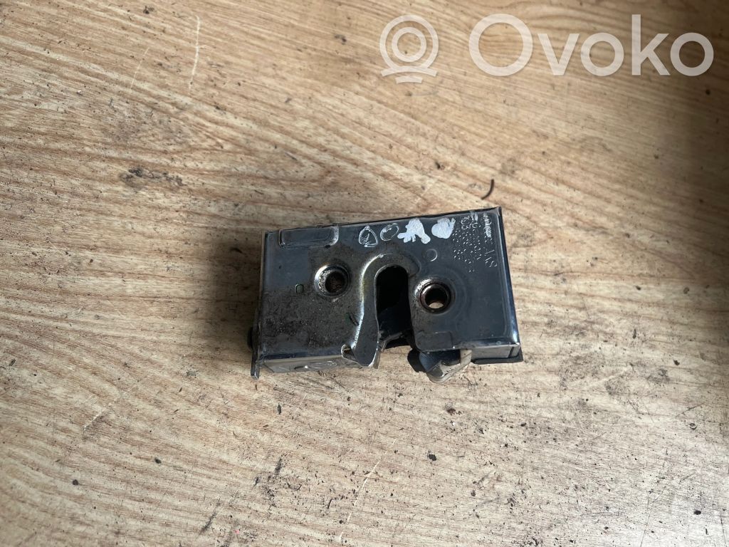 Audi 80 90 B3 Rear door lock 