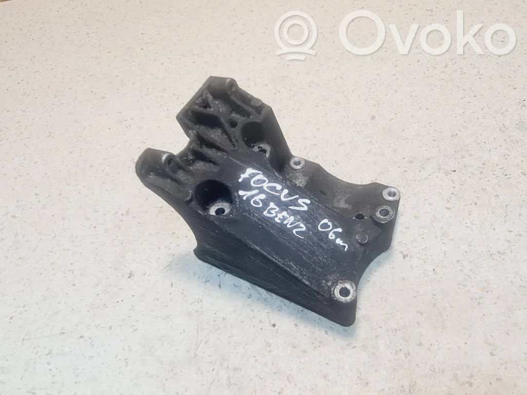 Ford Focus A/C compressor mount bracket 