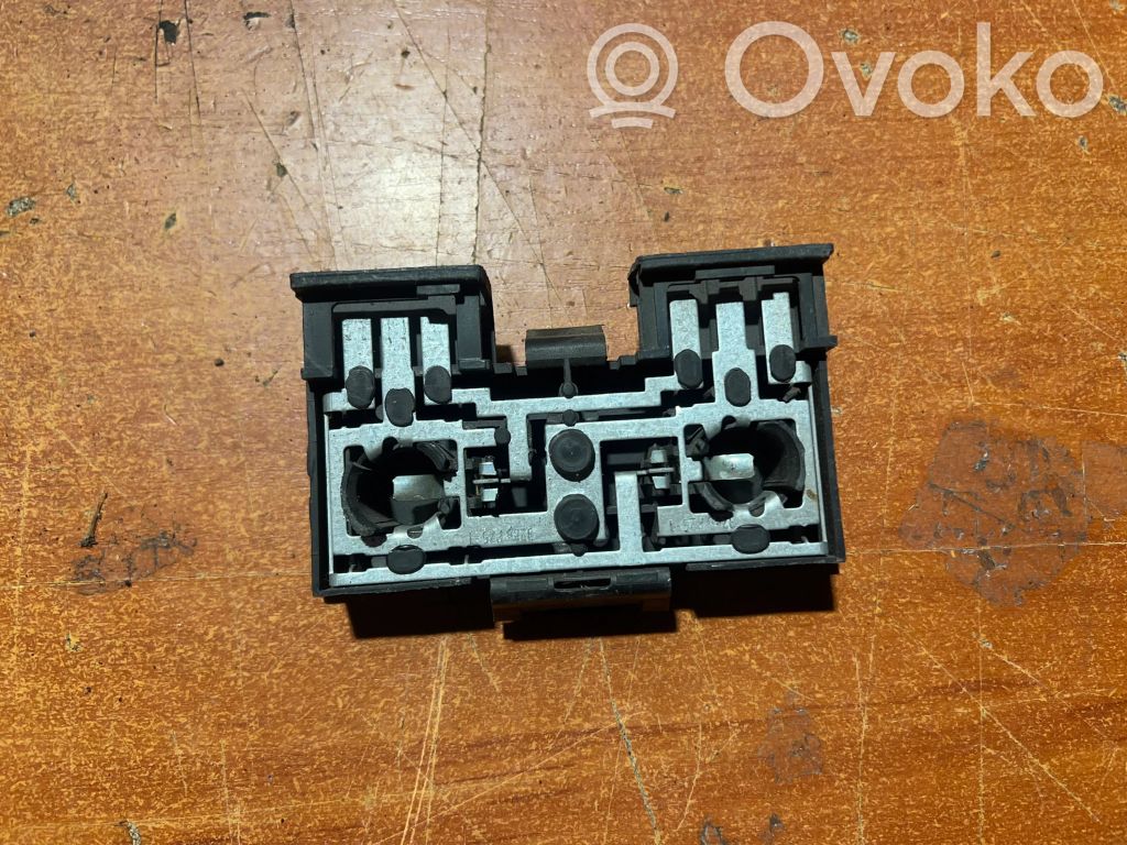 Volkswagen PASSAT B2 Wkład lampy tylnej 
