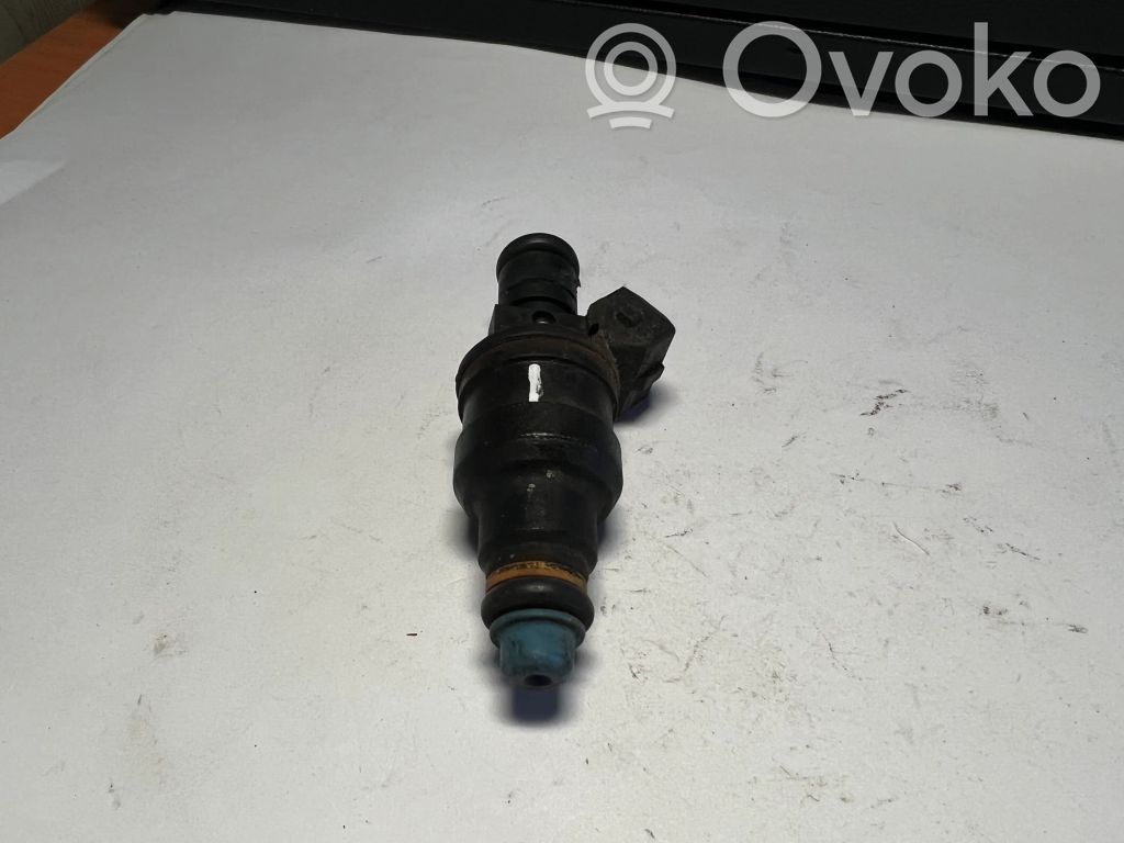 Audi A4 S4 B5 8D Inyector de combustible 