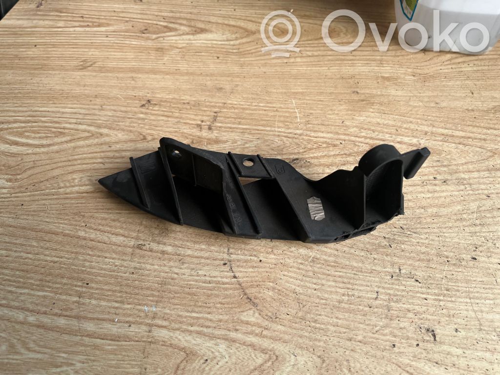 Seat Leon (1P) Rear bumper mounting bracket 