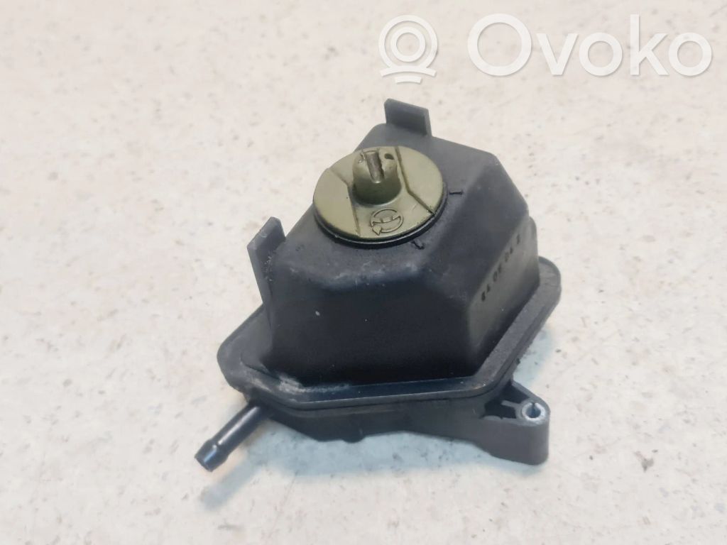 Seat Leon (1M) Ohjaustehostimen nestesäiliö 