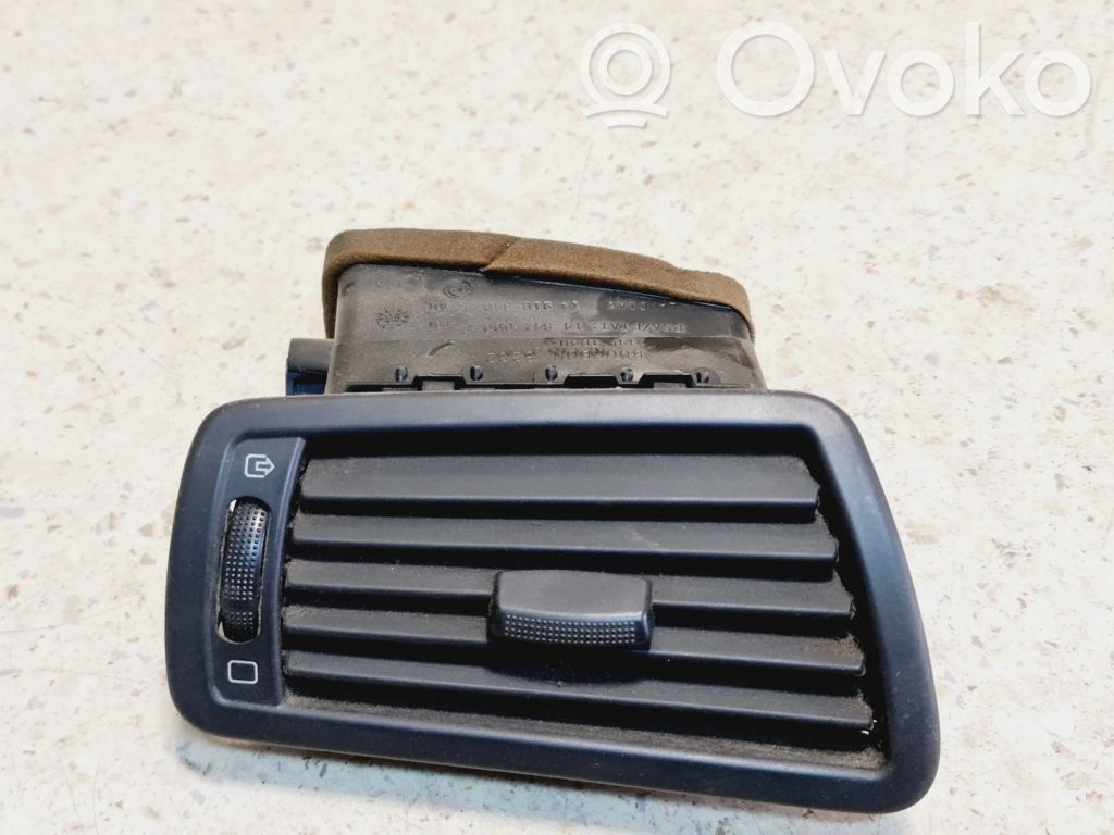 Citroen C8 Rejilla de ventilación central del panel 