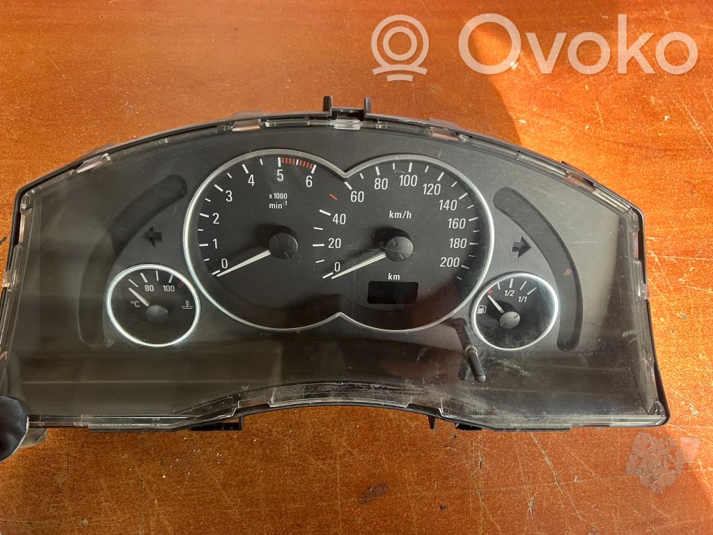 Opel Meriva A Speedometer (instrument cluster) 