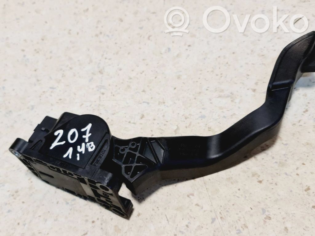 Peugeot 207 Accelerator throttle pedal 