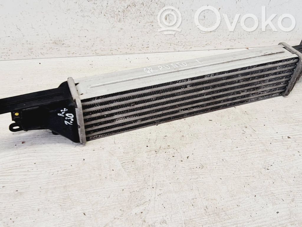 Fiat Punto (199) Interkūlerio radiatorius 