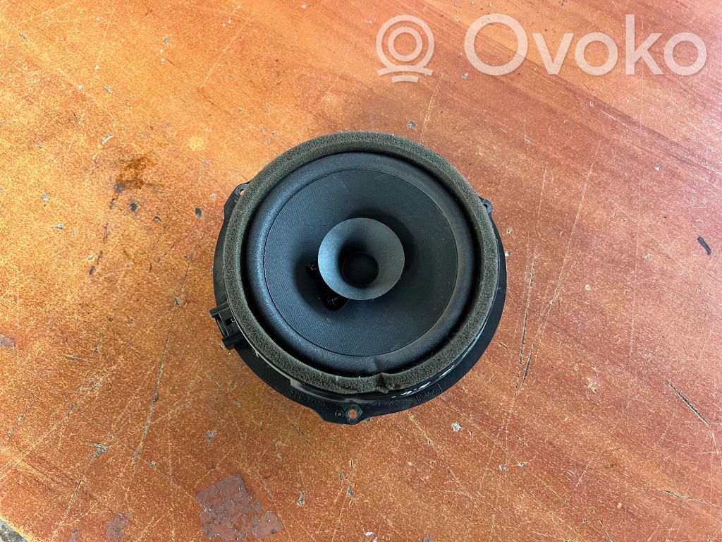 Altavoz de la puerta trasera   AA6T18808CA,AA6T18808CA