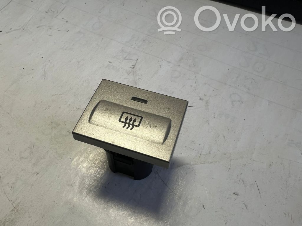 Ford Focus Windscreen/window heater switch 