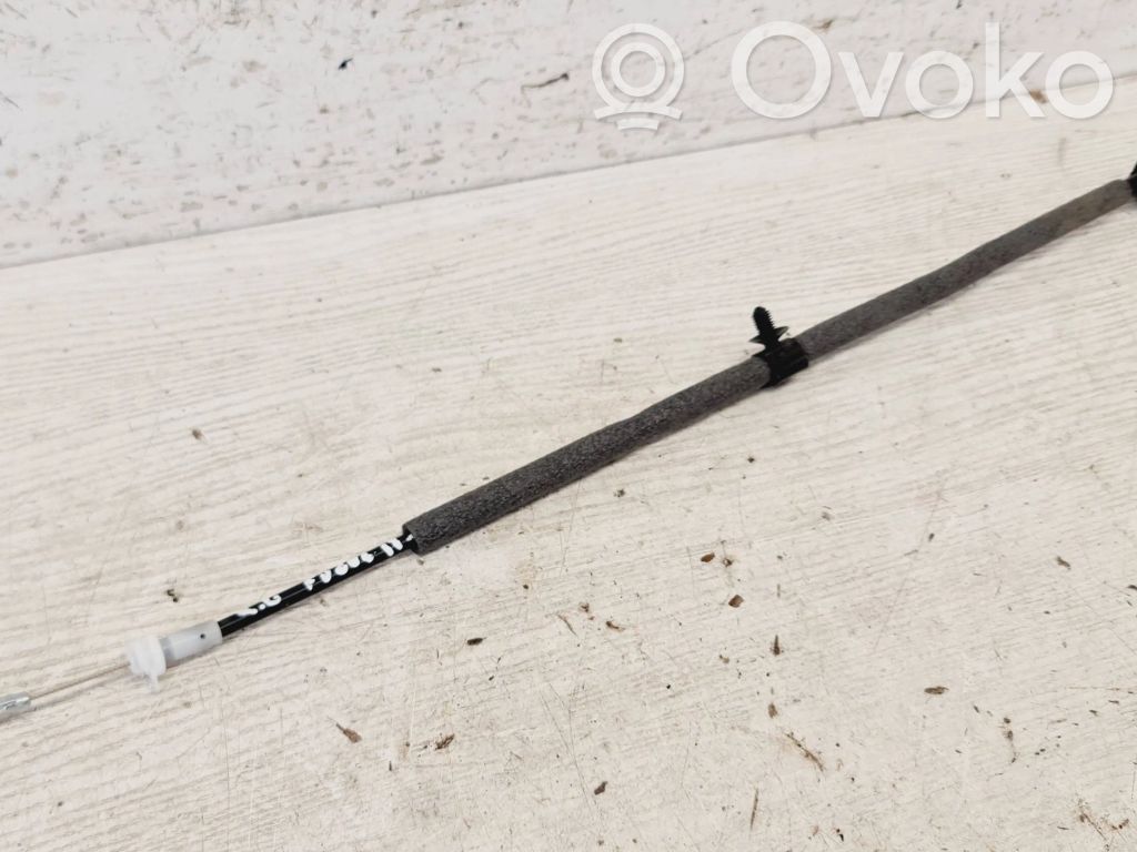 Ford Focus Rear door cable line 
