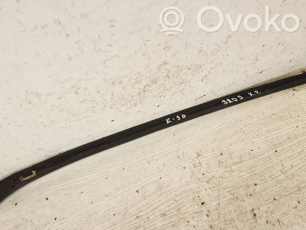 BMW 3 E90 E91 Windshield trim 