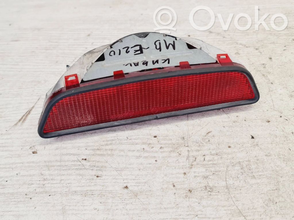 Mercedes-Benz E W210 Third/center stoplight 