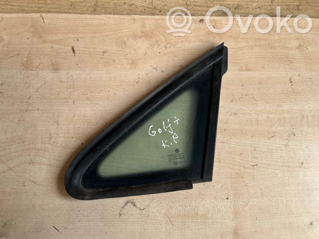 Volkswagen Golf Plus Front triangle window/glass 