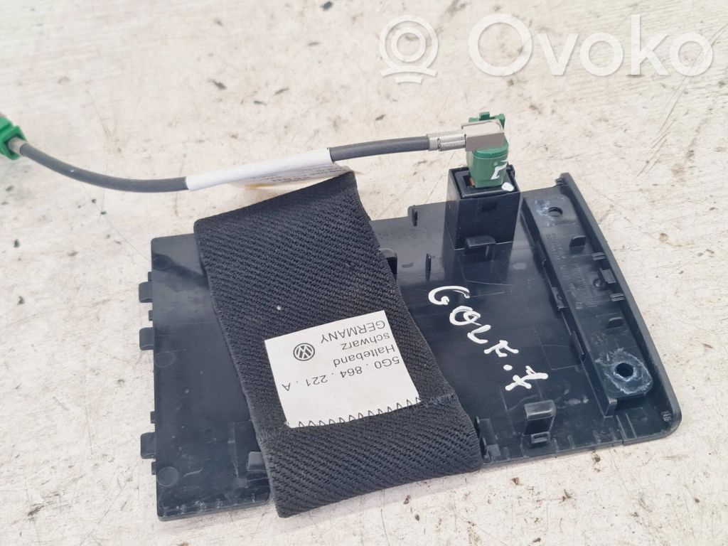 Volkswagen Golf VII Gniazdo / Złącze USB 