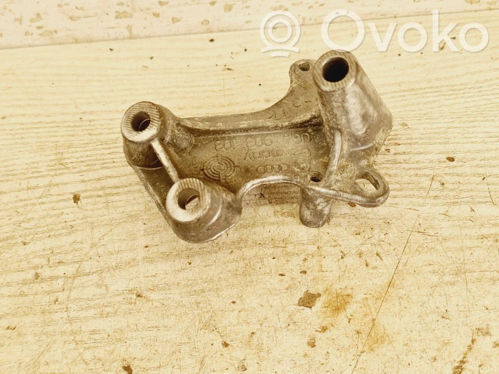 Audi A3 S3 8P Generator/alternator bracket 