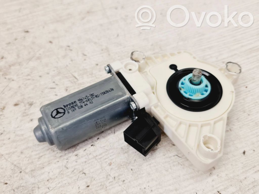 Mercedes-Benz B W245 Silnik regulatora szyby drzwi przednich 