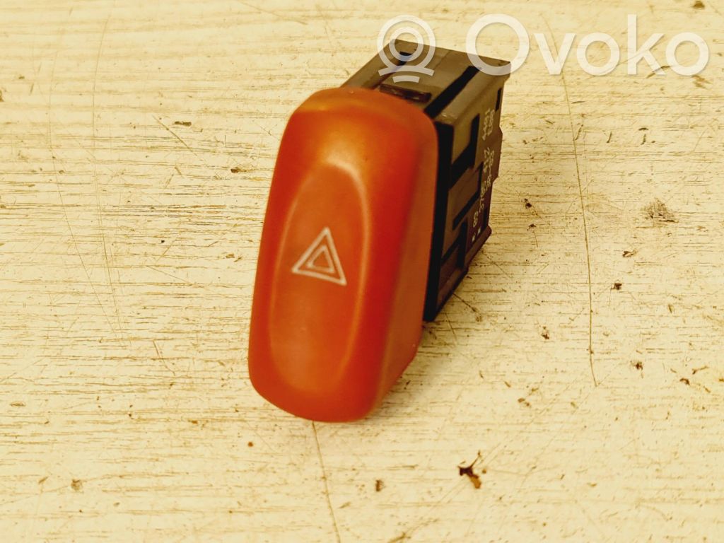 Opel Agila A Hazard light switch 