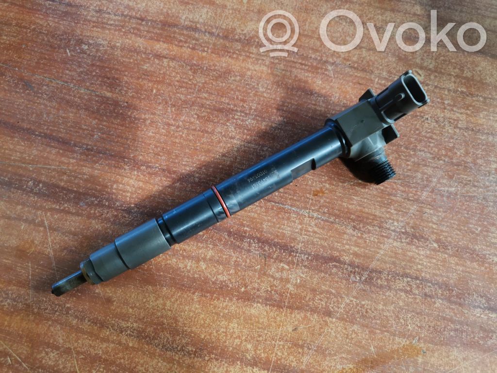 Opel Astra K Inyector de combustible 
