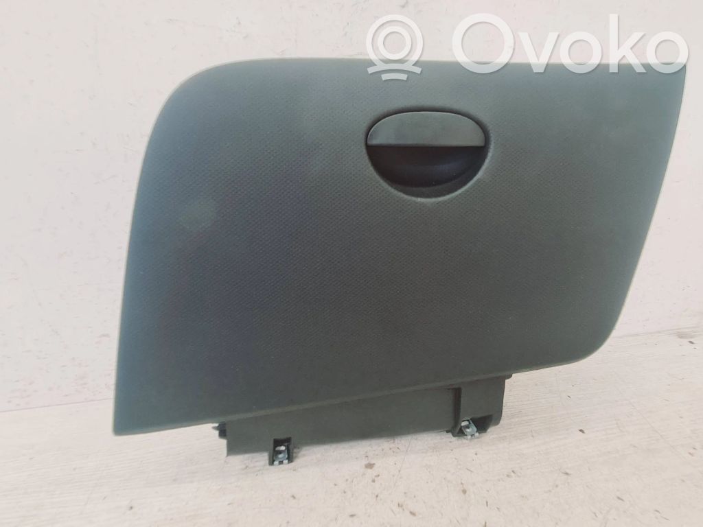 Seat Leon (1P) Guantera 
