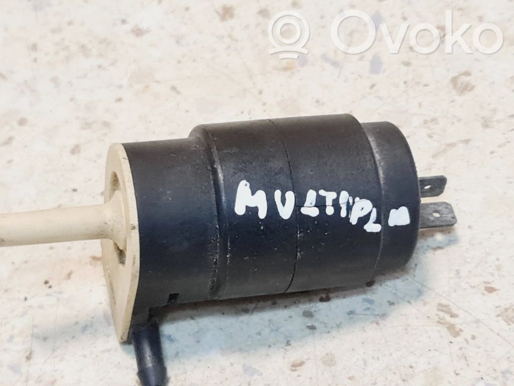 Windscreen/windshield washer pump   B805