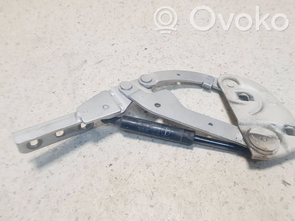 Peugeot 406 Engine bonnet/hood hinges 