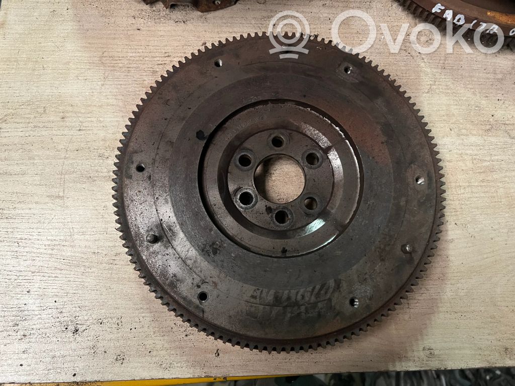 Vauhtipyörä   03D105271,03D105333