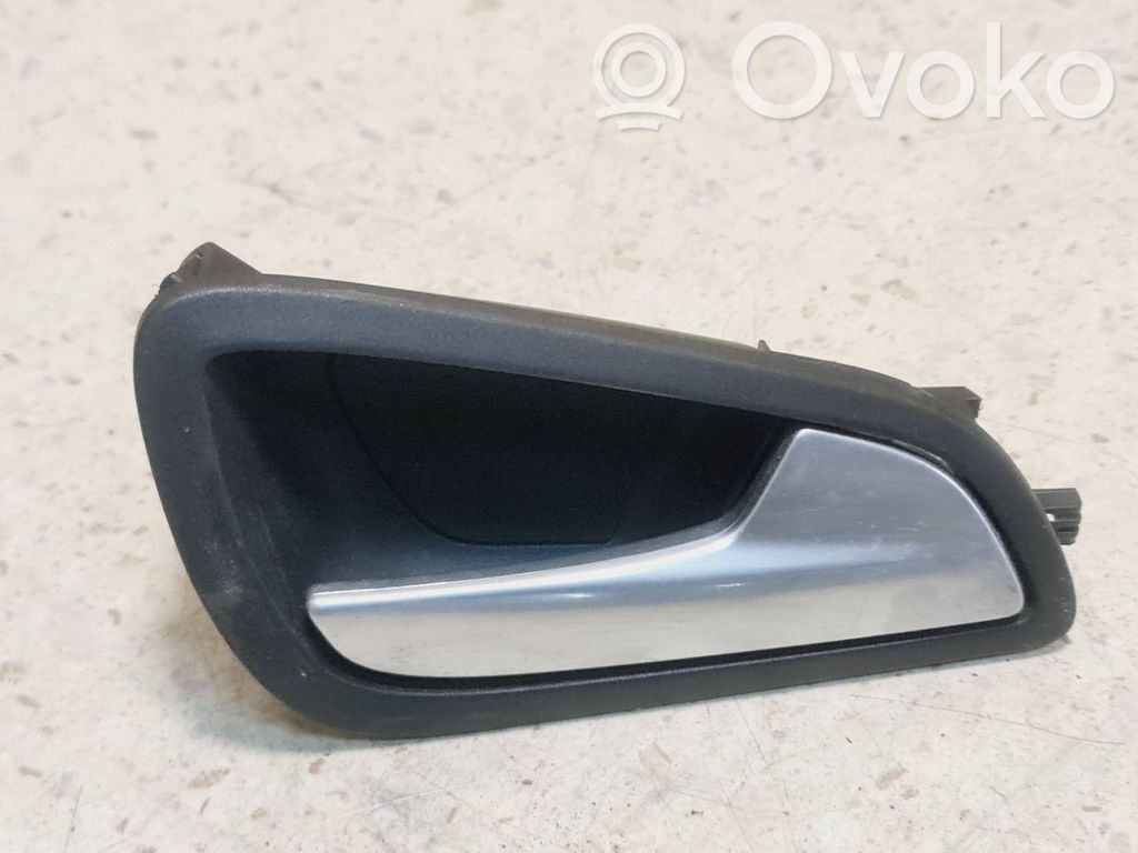 Ford Focus ST Manecilla interna puerta trasera 