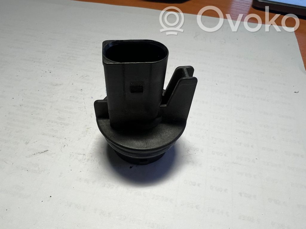 Headlight part   1S0953123,17997700