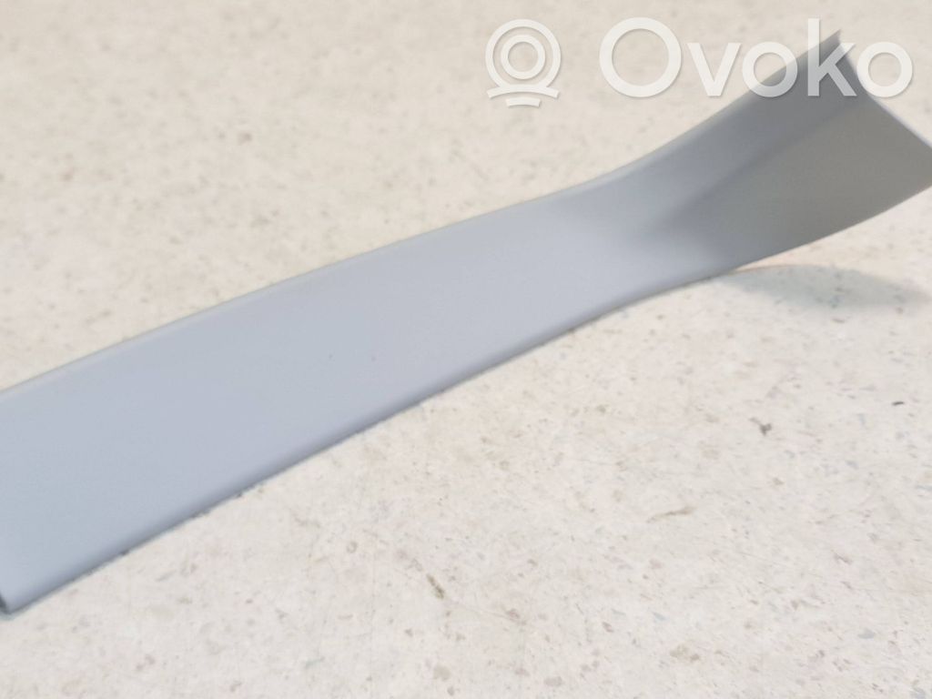 BMW 3 E90 E91 Tailgate/trunk side cover trim 