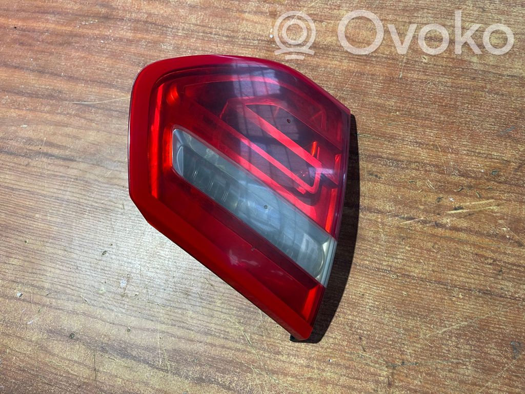 Citroen C4 I Picasso Lampy tylnej klapy bagażnika 