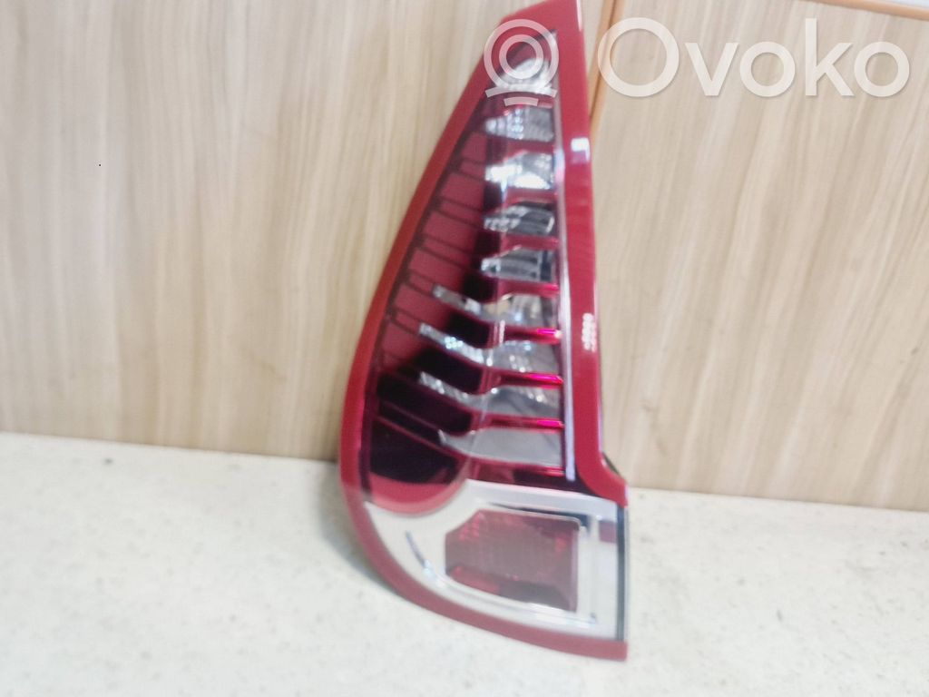 Lampa tylna   P895029452306,44042,E13032023,265550013R