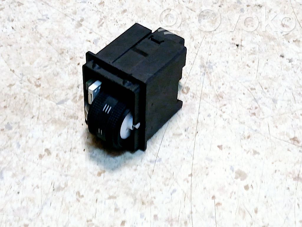 Audi A4 S4 B8 8K Headlight level height control switch 