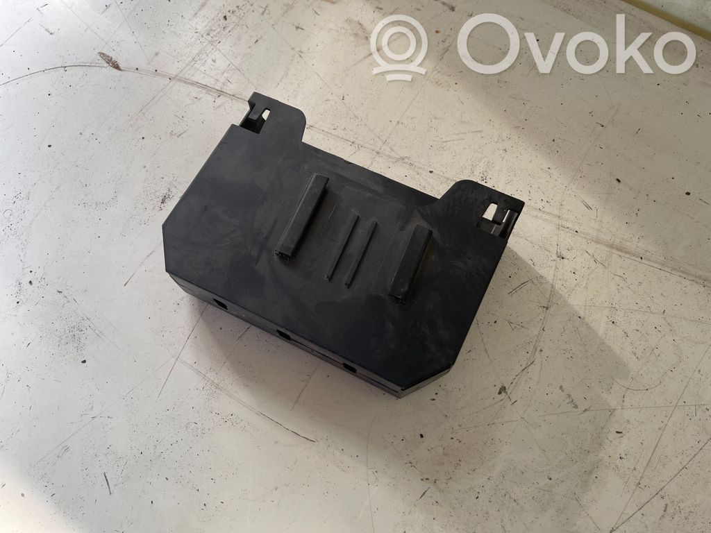 Chevrolet Orlando Other engine bay part 