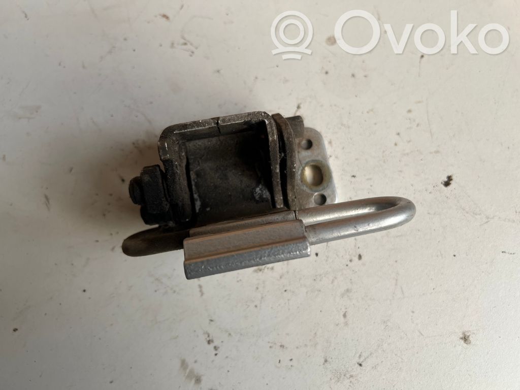 Audi A4 S4 B7 8E 8H Zawias dolny drzwi tylnych 