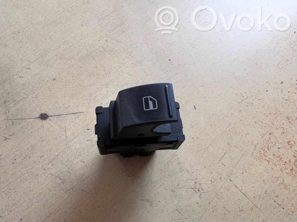 Volkswagen e-Up Electric window control switch 