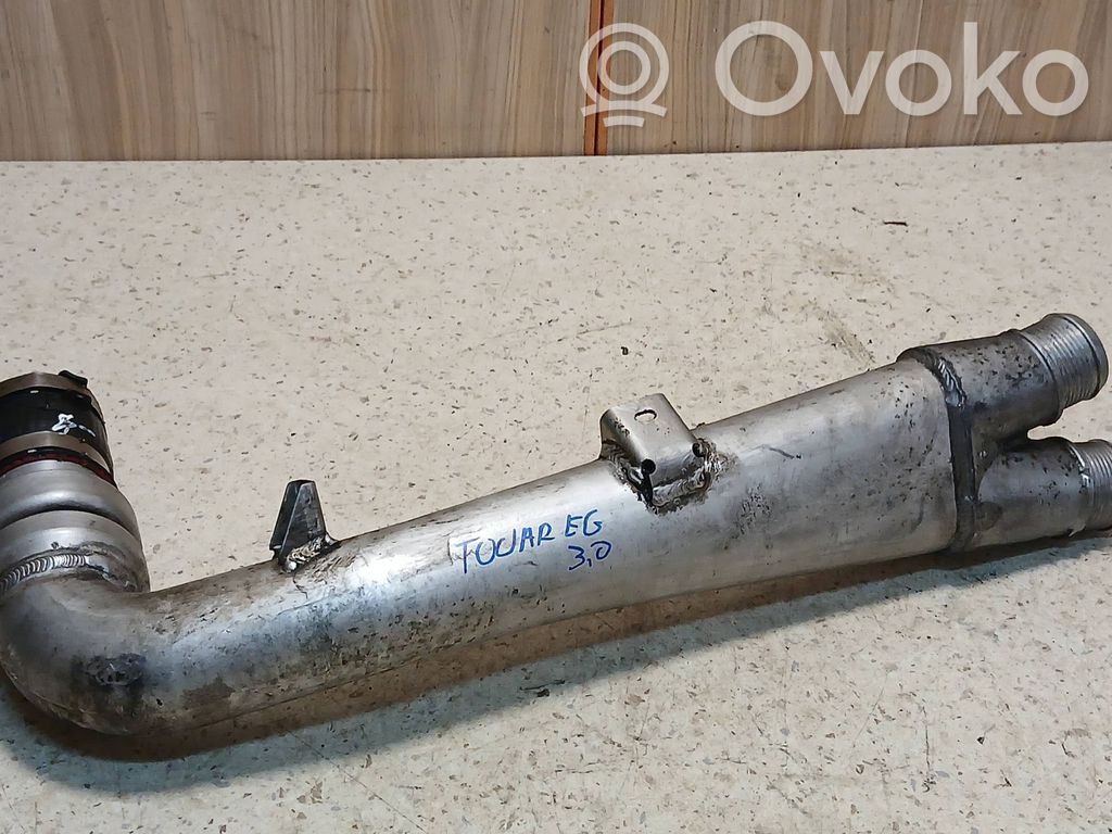 Volkswagen Touareg I Intercooler hose/pipe 