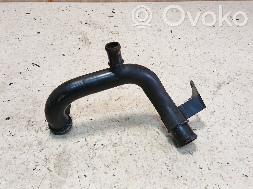 Volkswagen Touareg I Engine coolant pipe/hose 