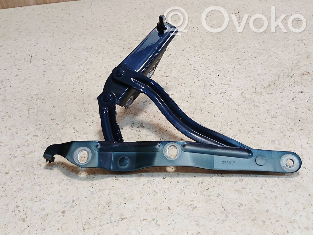Audi TT Mk1 Tailgate/trunk/boot hinge 