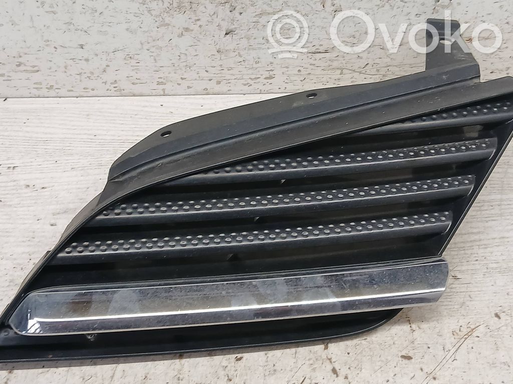 Nissan Primera Kühlergrill 