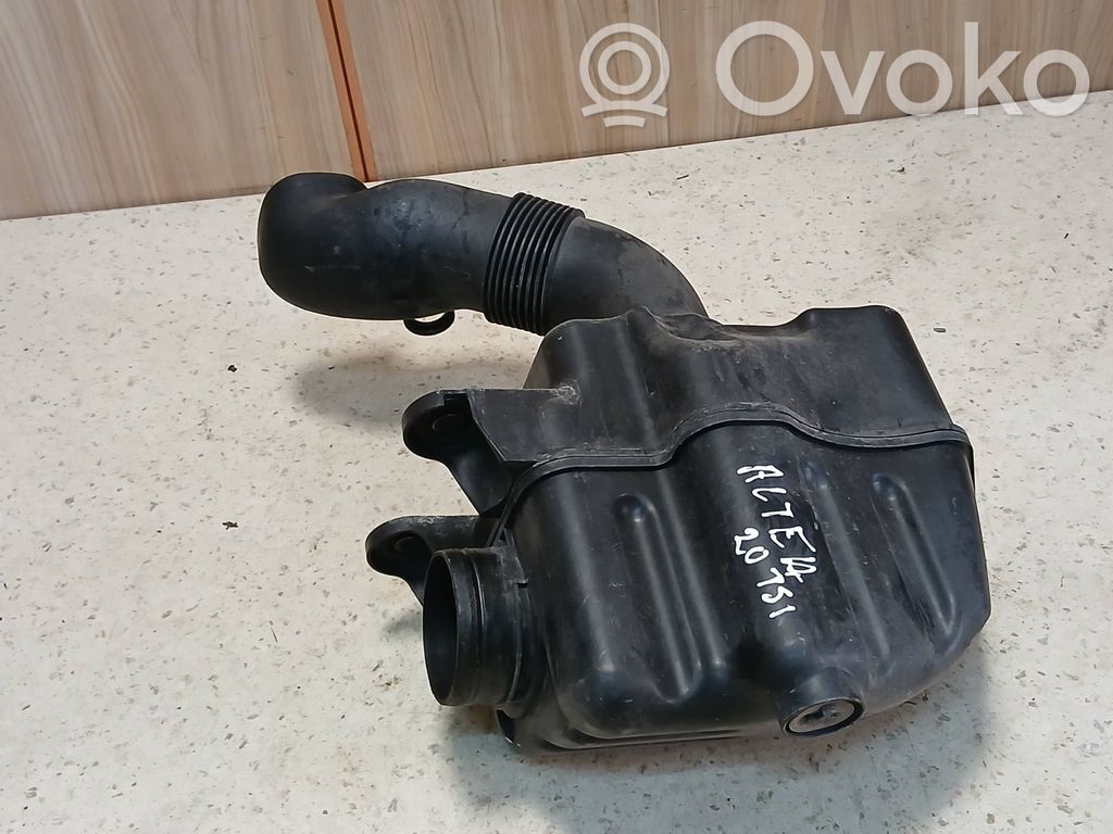 Seat Altea Rezonator / Dolot powietrza 