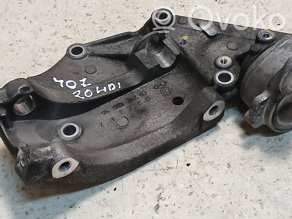 Peugeot 407 Generator/alternator bracket 