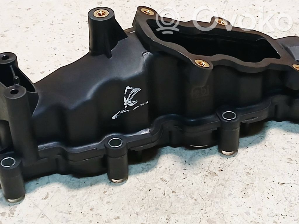 Volkswagen Touareg I Intake manifold 